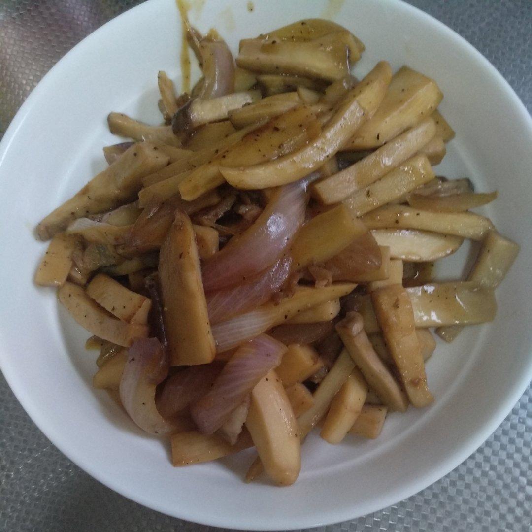 洋葱遇到杏鲍菇