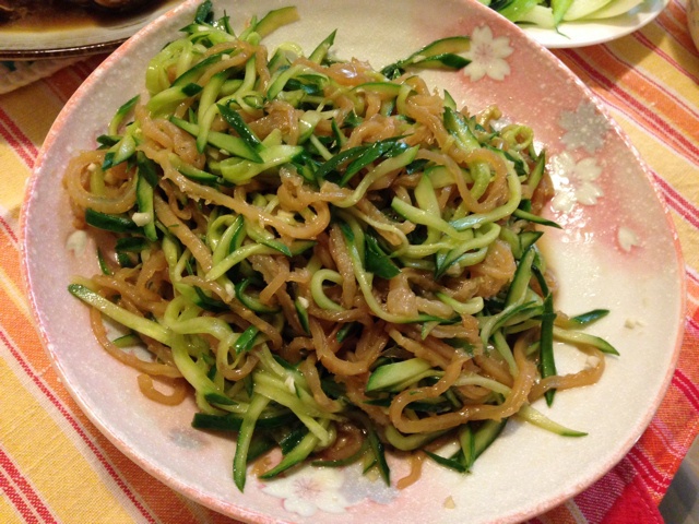 凉拌海蜇黄瓜丝