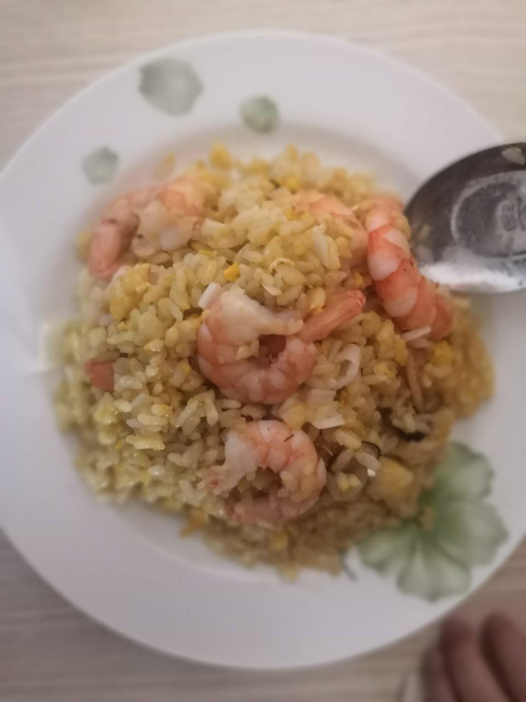 鲜虾炒饭