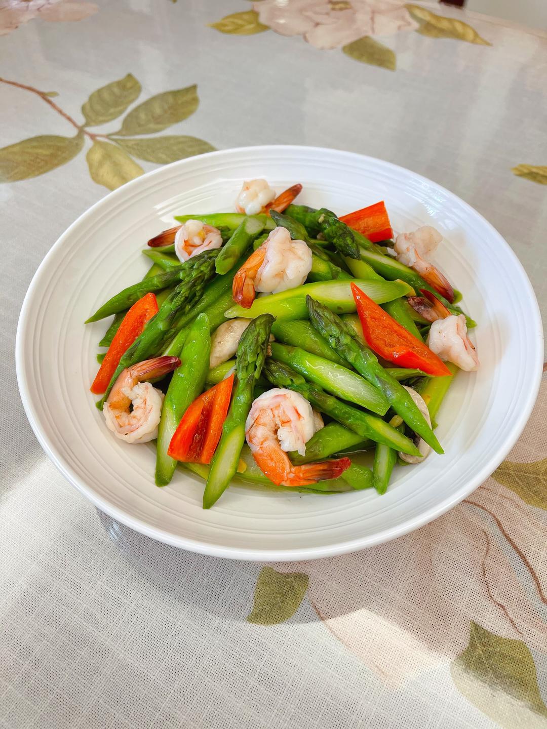 芦笋虾仁的做法