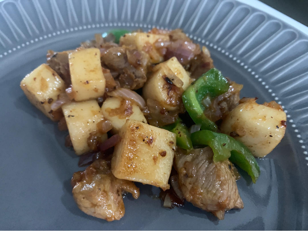 黑椒年糕牛肉粒