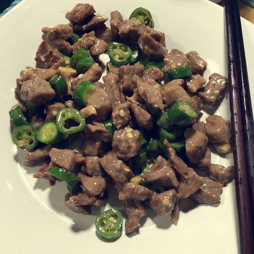 家常炒菜 双椒牛肉