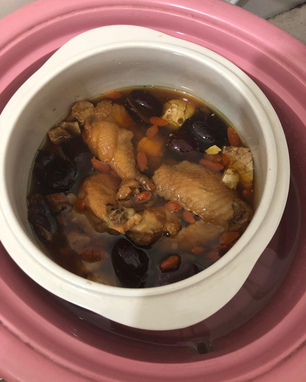 2018-03-23 20:01:45赞阿13花胶黄酒炖鸡土鸡,阿胶