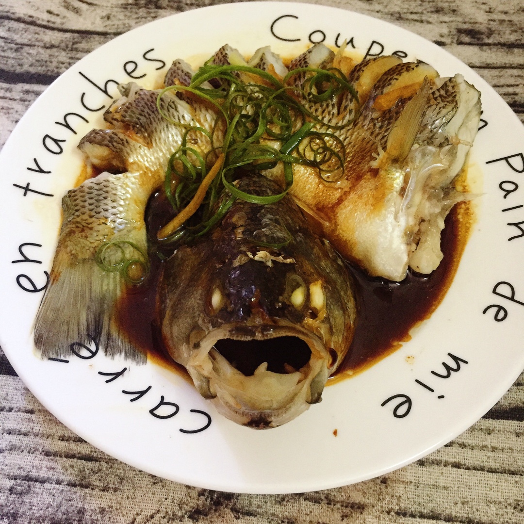 清蒸鲈鱼