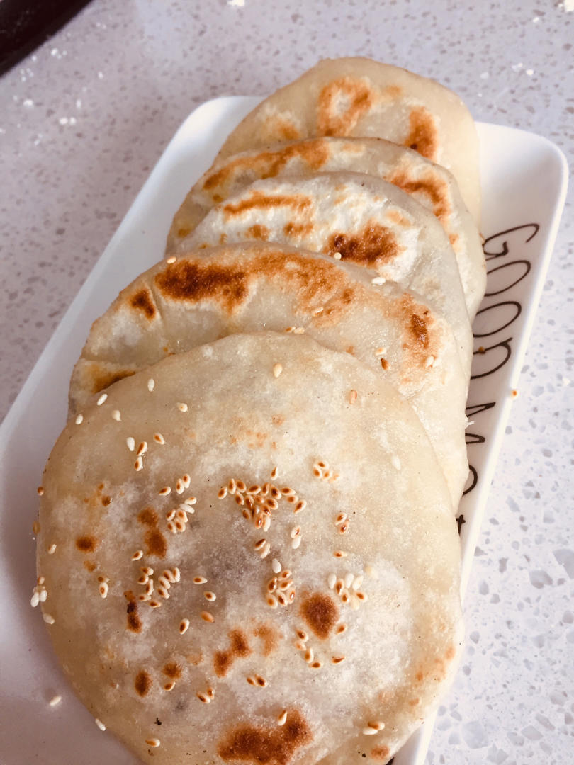 全家人都爱吃的芝麻糖饼 柔软劲道 凉了不硬 附细节视频详解