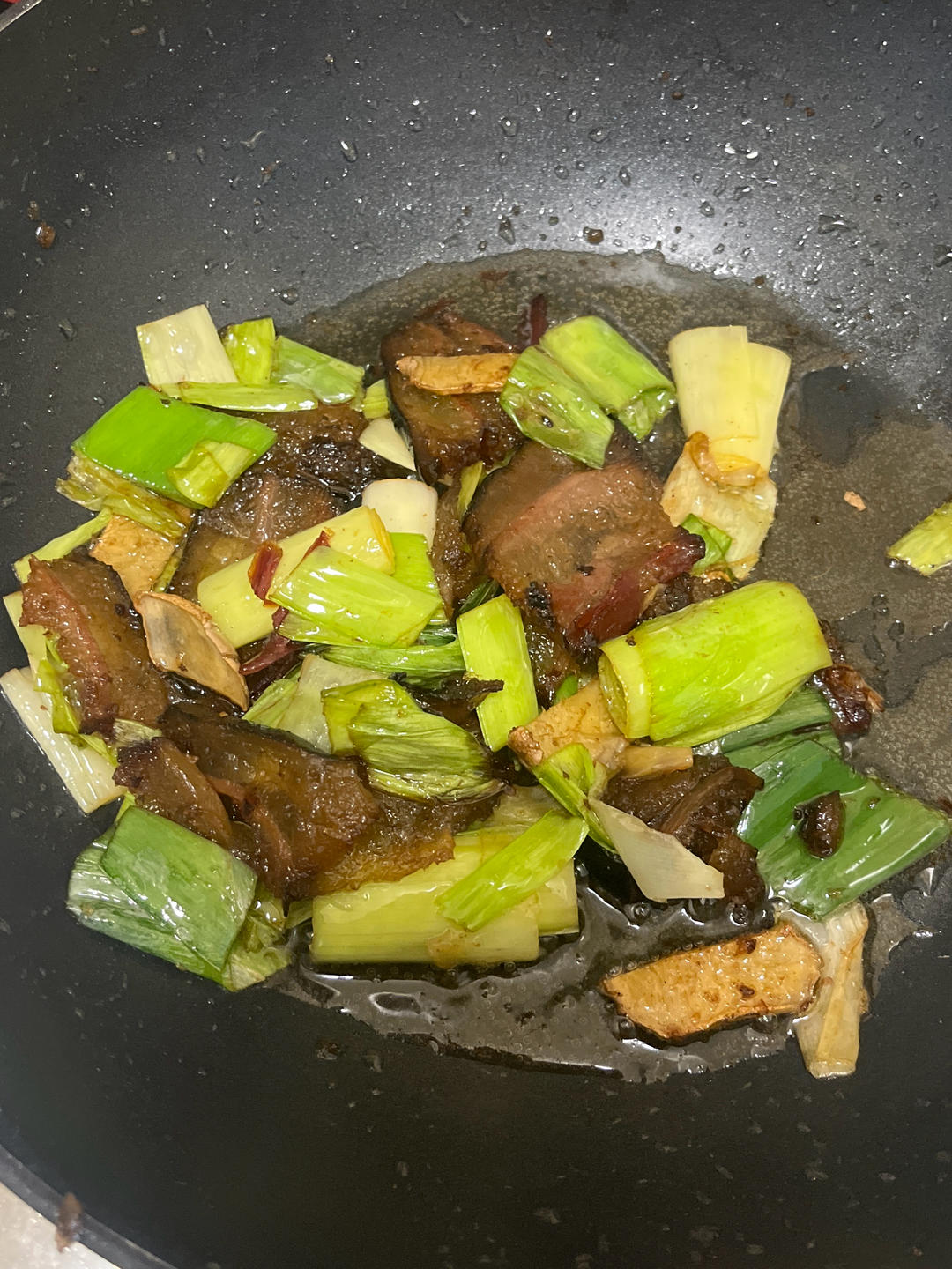 腊肉炒蒜苗