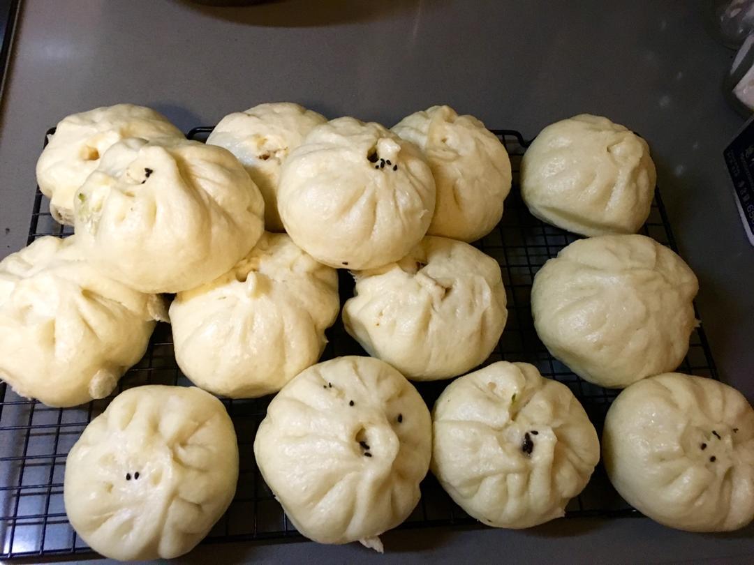 节省一半时间的大包子（另付翠绿菜包子，肉包子，腹黑包子食谱）