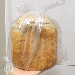（面包机预约版）无糖无油全麦吐司面包的做法 步骤9