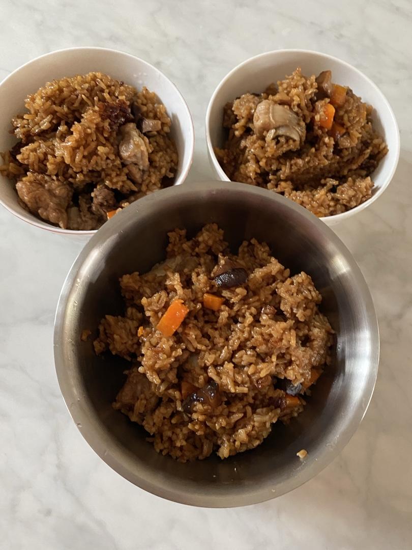喷香排骨焖饭