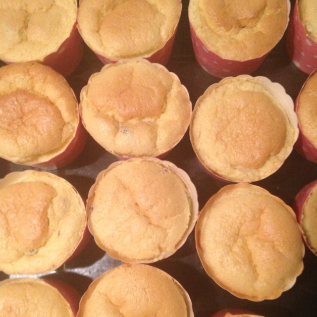 蛋香十足の海绵杯子蛋糕，伴手礼好选择。