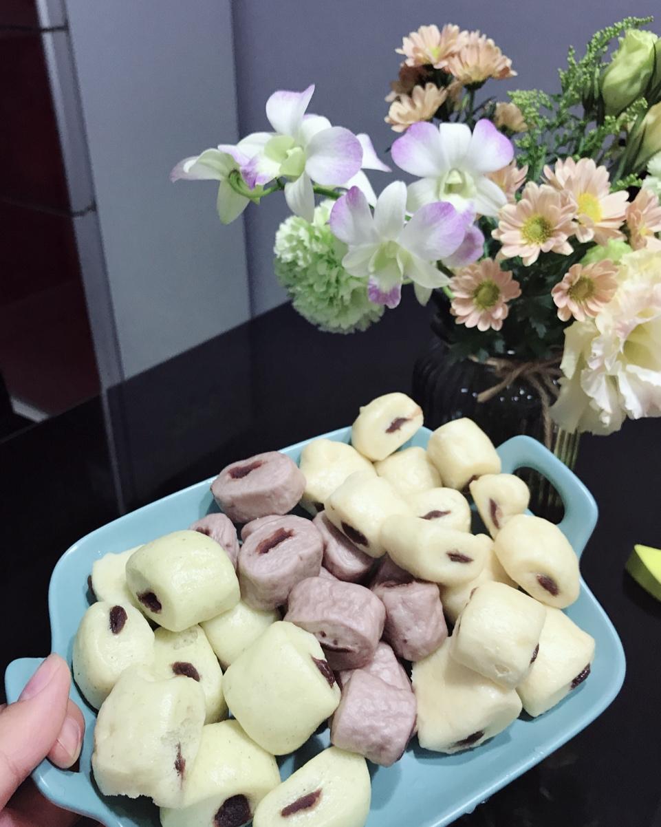 五彩奶香豆沙小馒头