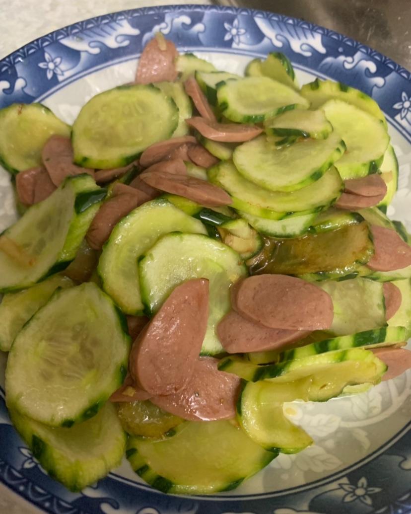 香肠炒黄瓜