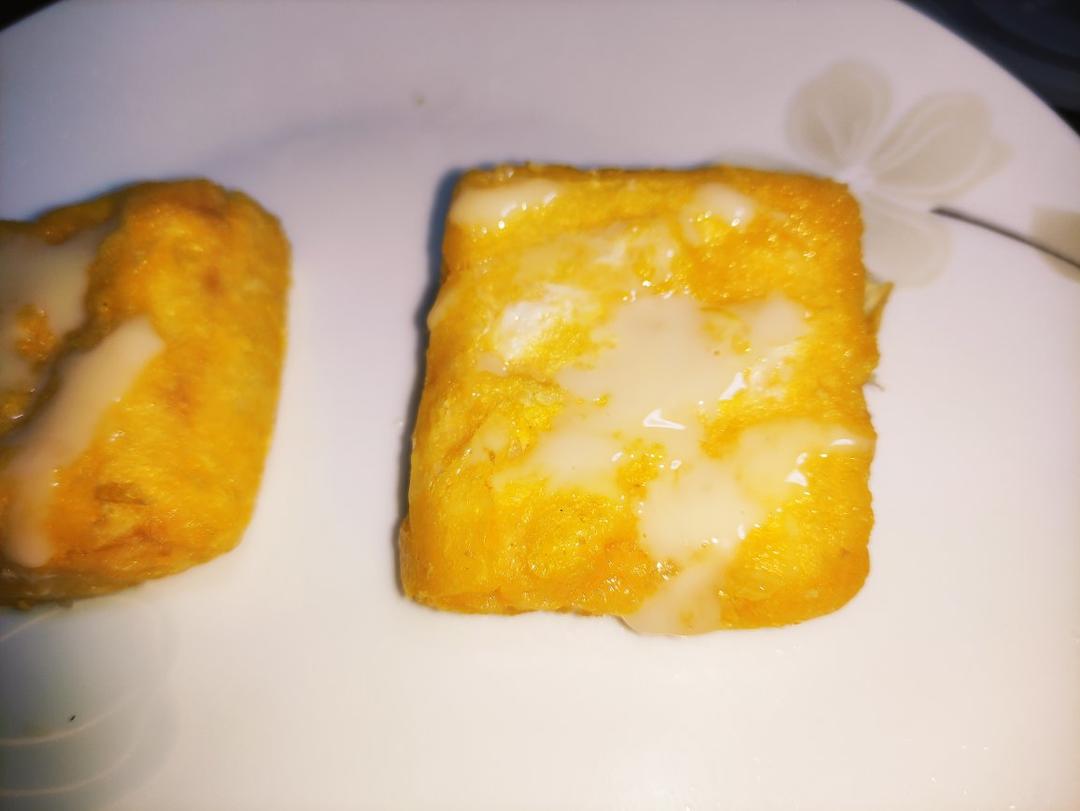 港式小吃：一口西多士