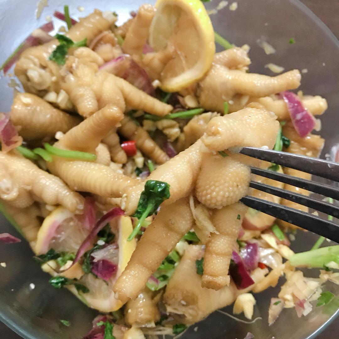 酸辣鸡脚