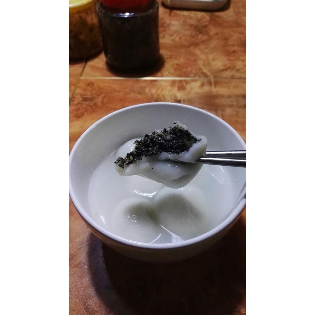 黑芝麻汤圆