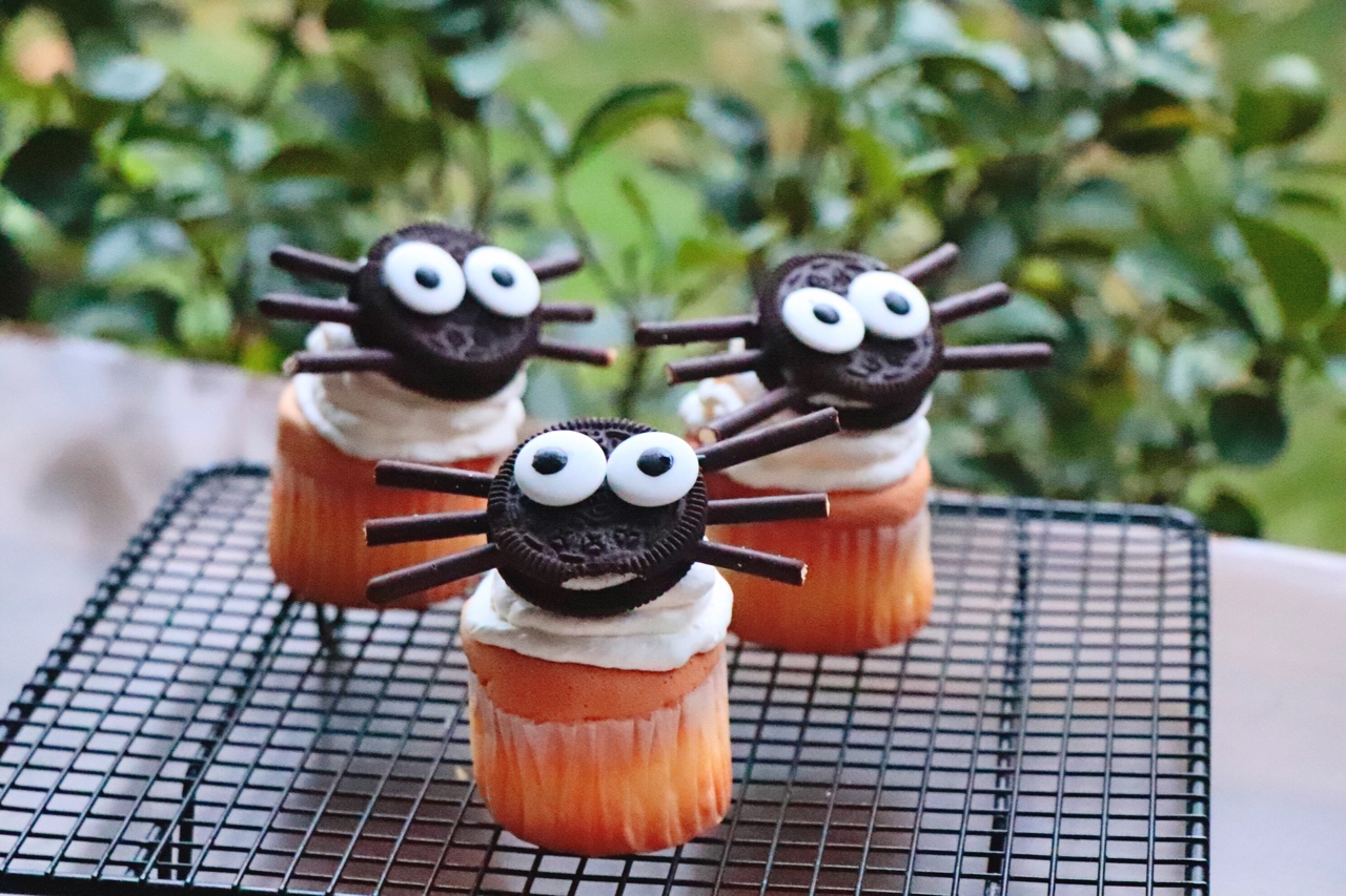 万圣节的蜘蛛杯子蛋糕 🕷️Spider cupcakes