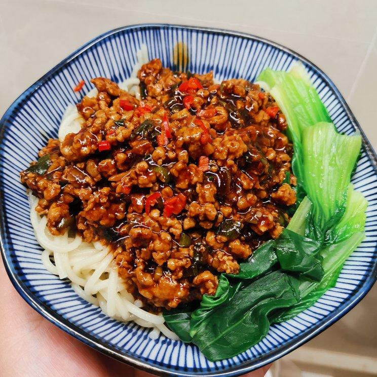 piyoamy做的好吃到舔盘的肉末拌面酱香浓郁简单快手