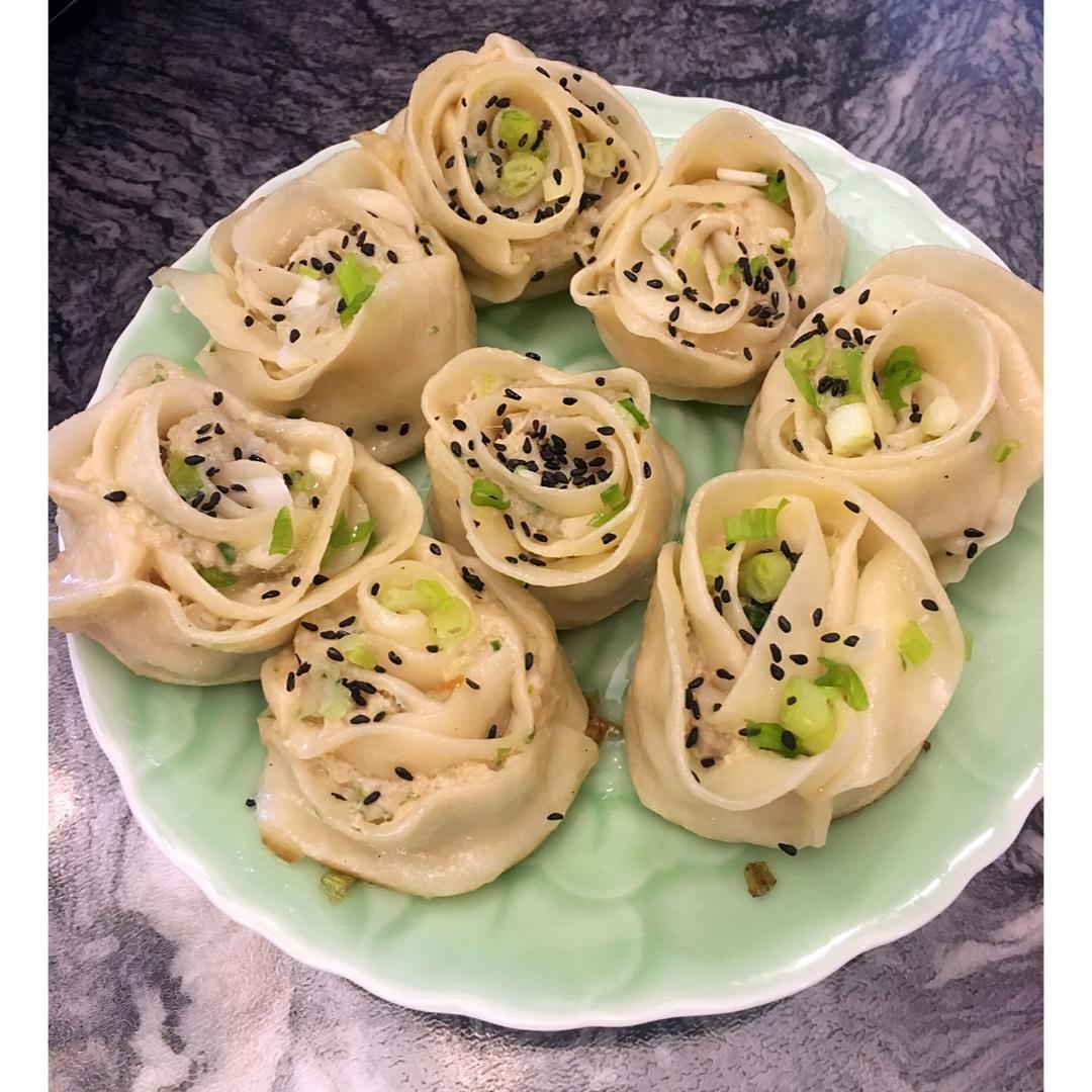 小羽私厨之玫瑰花煎饺