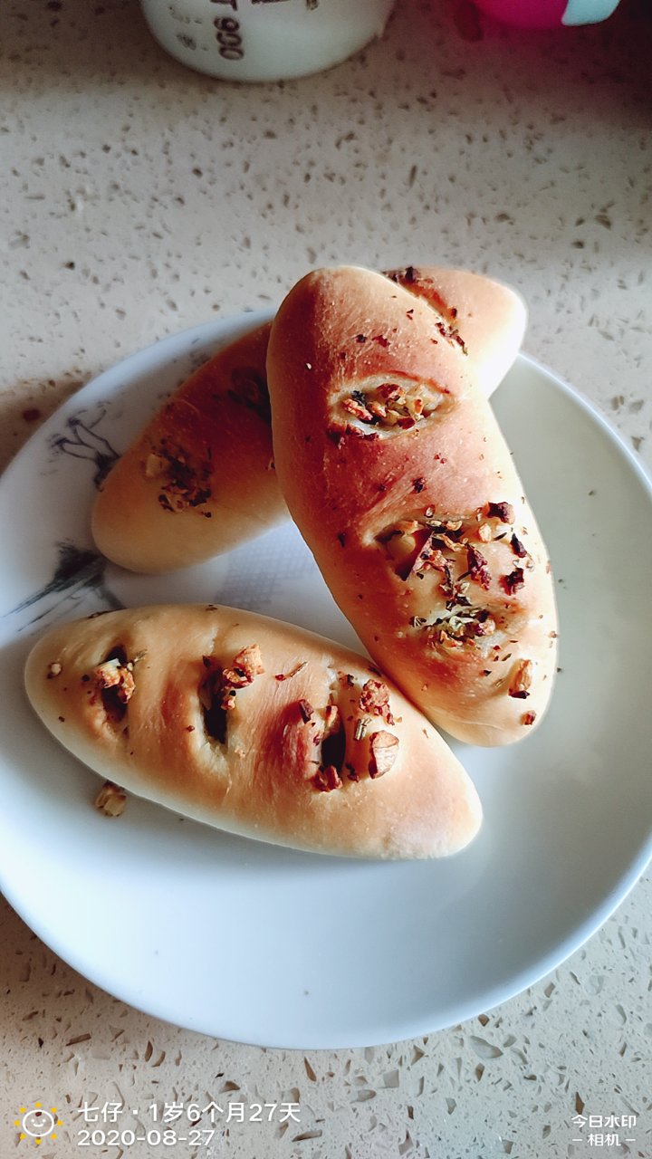 【北鼎烤箱食谱】德式芥末香肠面包