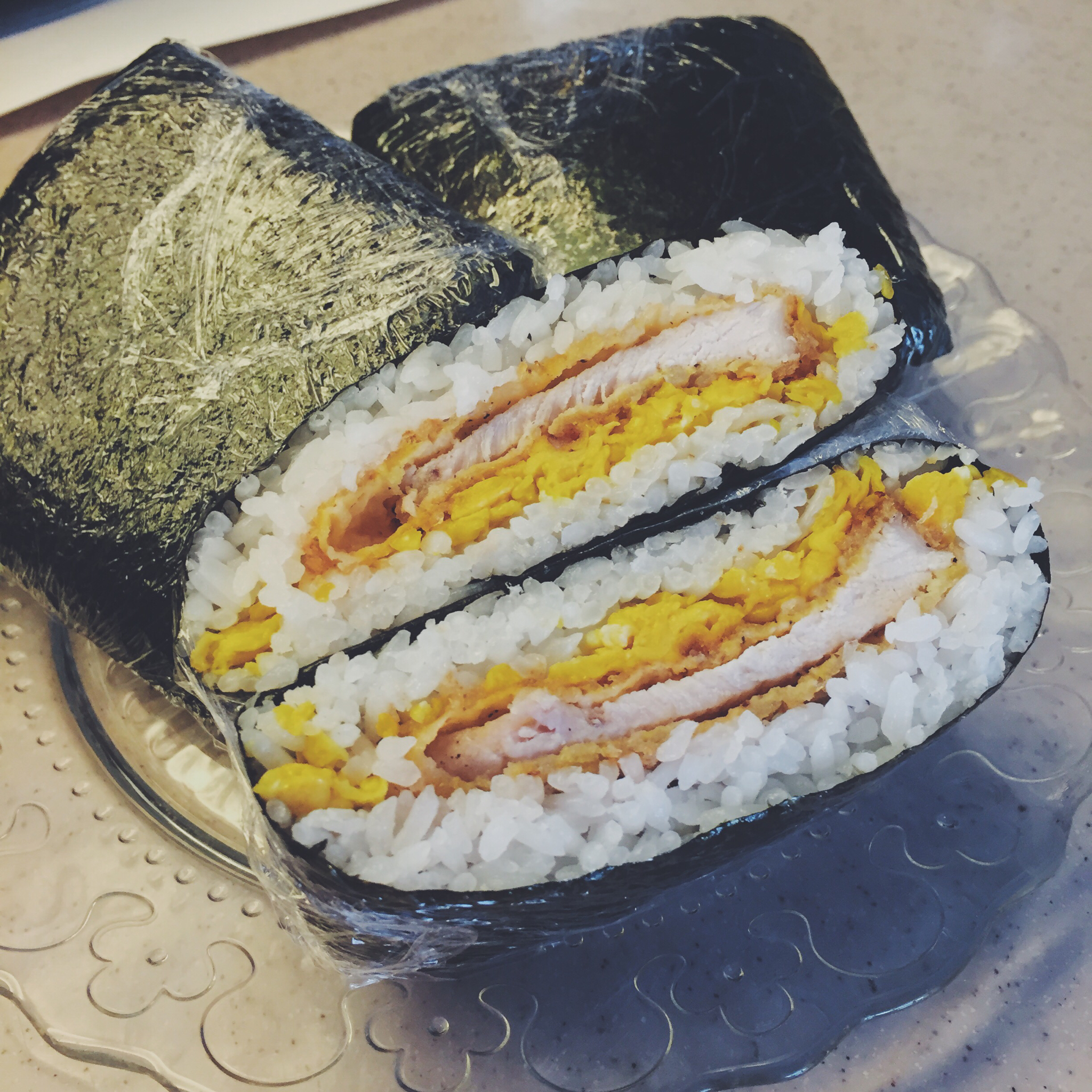 不用捏的饭团(おにぎらず)
