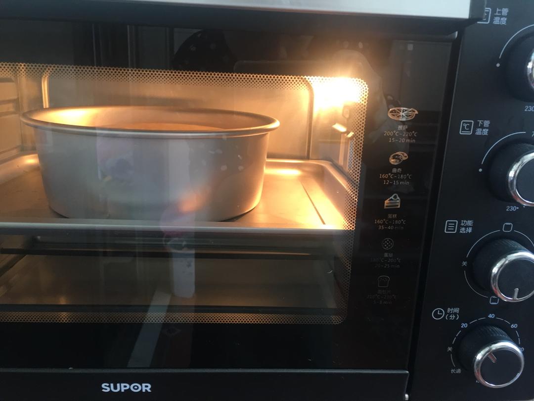 烤箱做蛋糕（戚风蛋糕的做法）