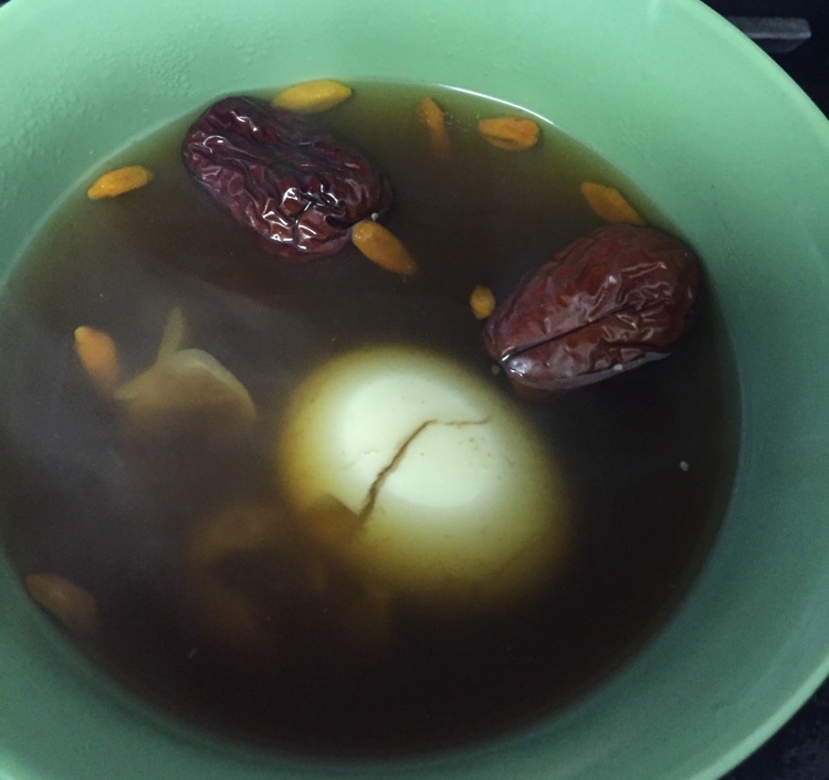 红枣当归鸡蛋汤