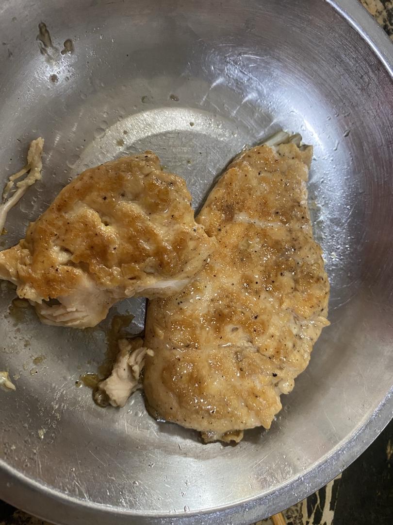 【嫩煎鸡胸肉】