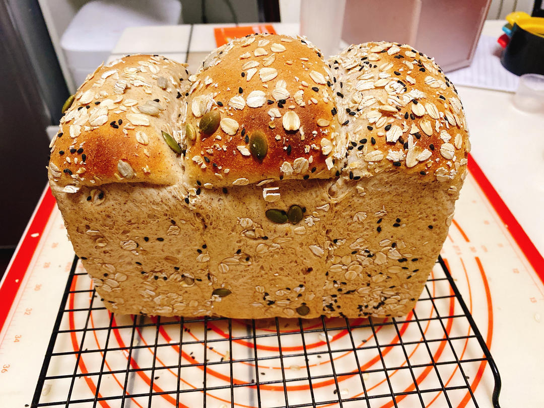 全家都爱吃的健康全麦吐司，新手也能做