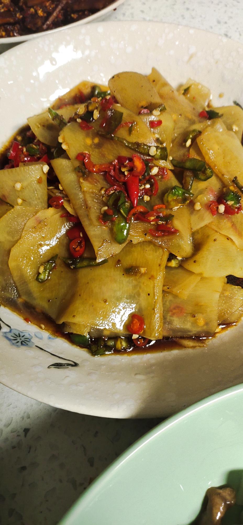 夏日解暑开胃的凉拌土豆片的做法