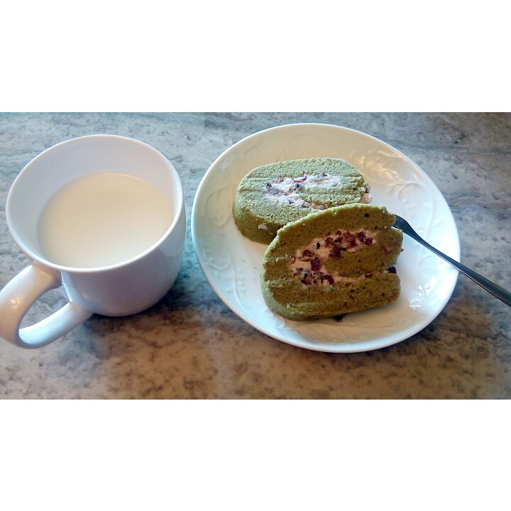 抹茶戚风蛋糕卷