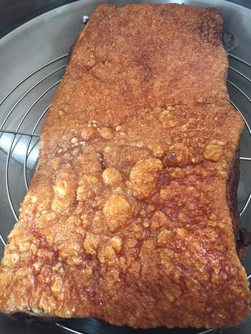 港式烧肉😋不用钻洞也可以烤出脆皮的烧肉💋