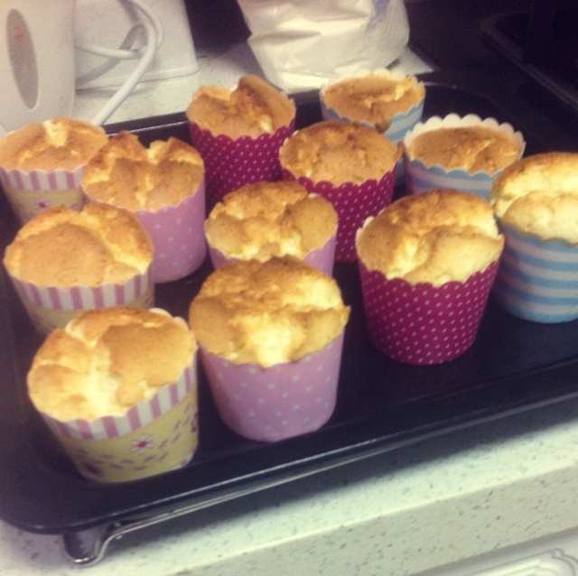 椰蓉棉花纸杯蛋糕