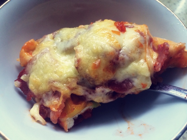 厚底鲜虾培根披萨