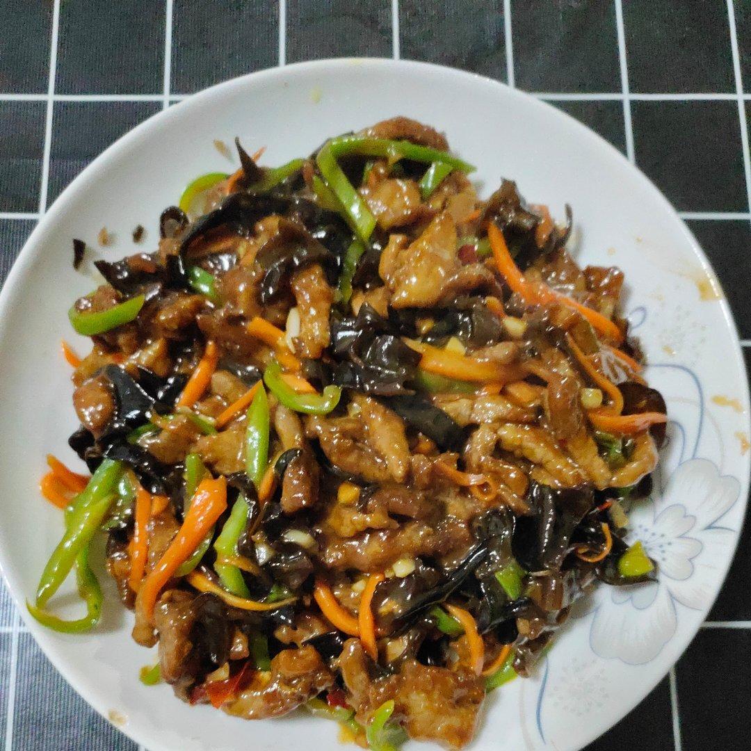 看了就会做的超级下饭菜～鱼香肉丝