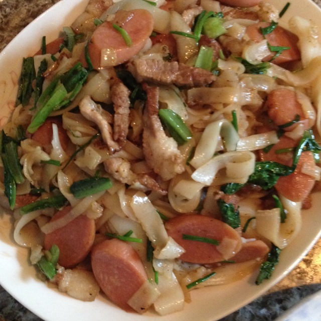 牛肉炒河粉