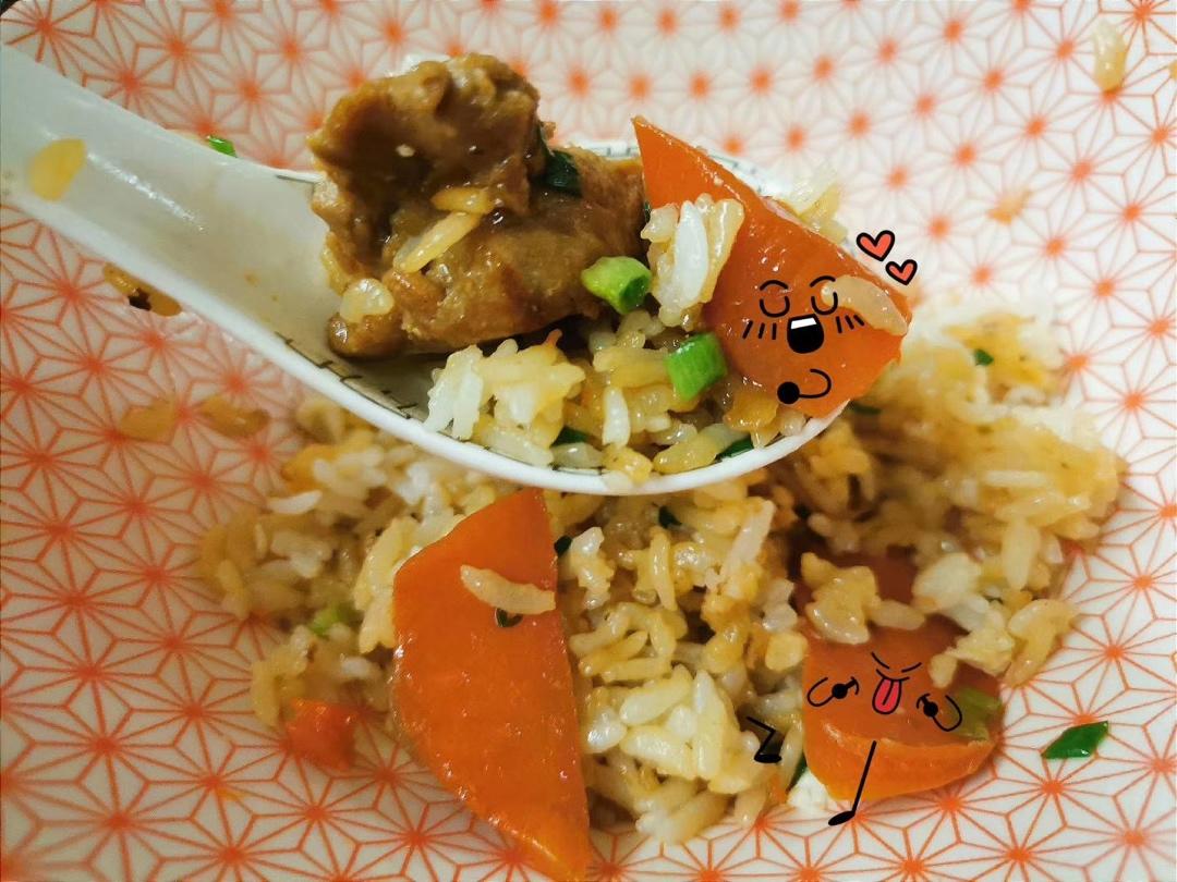 香辣排骨煲仔饭