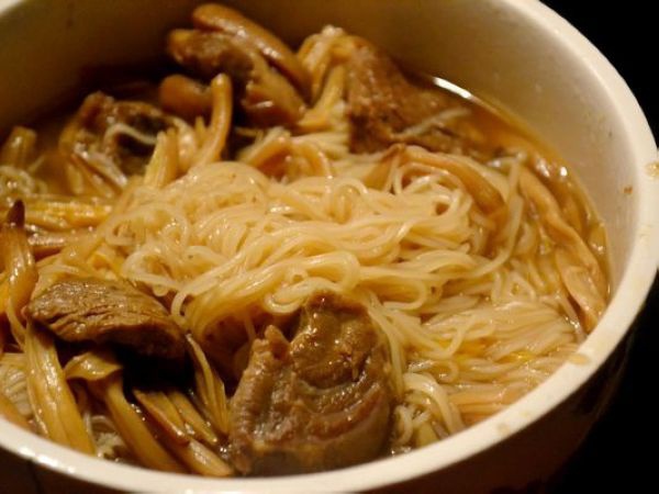 红烧猪肉面