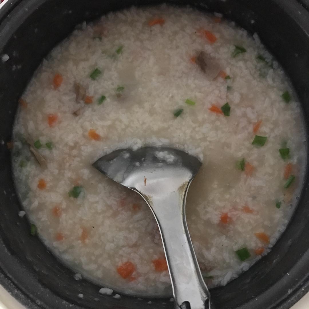 十五分钟快手之香滑皮蛋瘦肉粥(附五分钟电饭煲电压力锅更快捷方法)