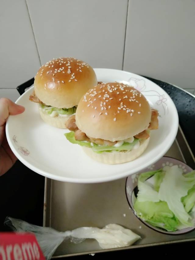 肉松沙拉酱面包（65度汤种）