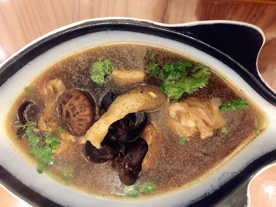 马来西亚肉骨茶（丰富配料版）