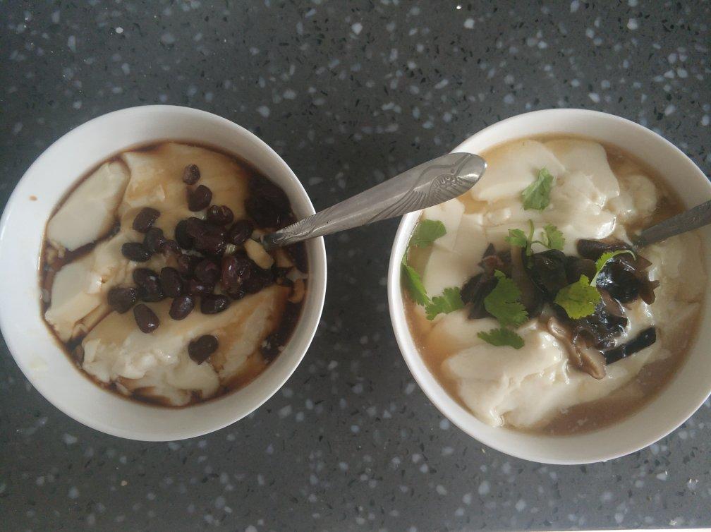 《Tinrry+》揭秘超级嫩滑的咸甜豆腐花，豆腐脑，干货满满