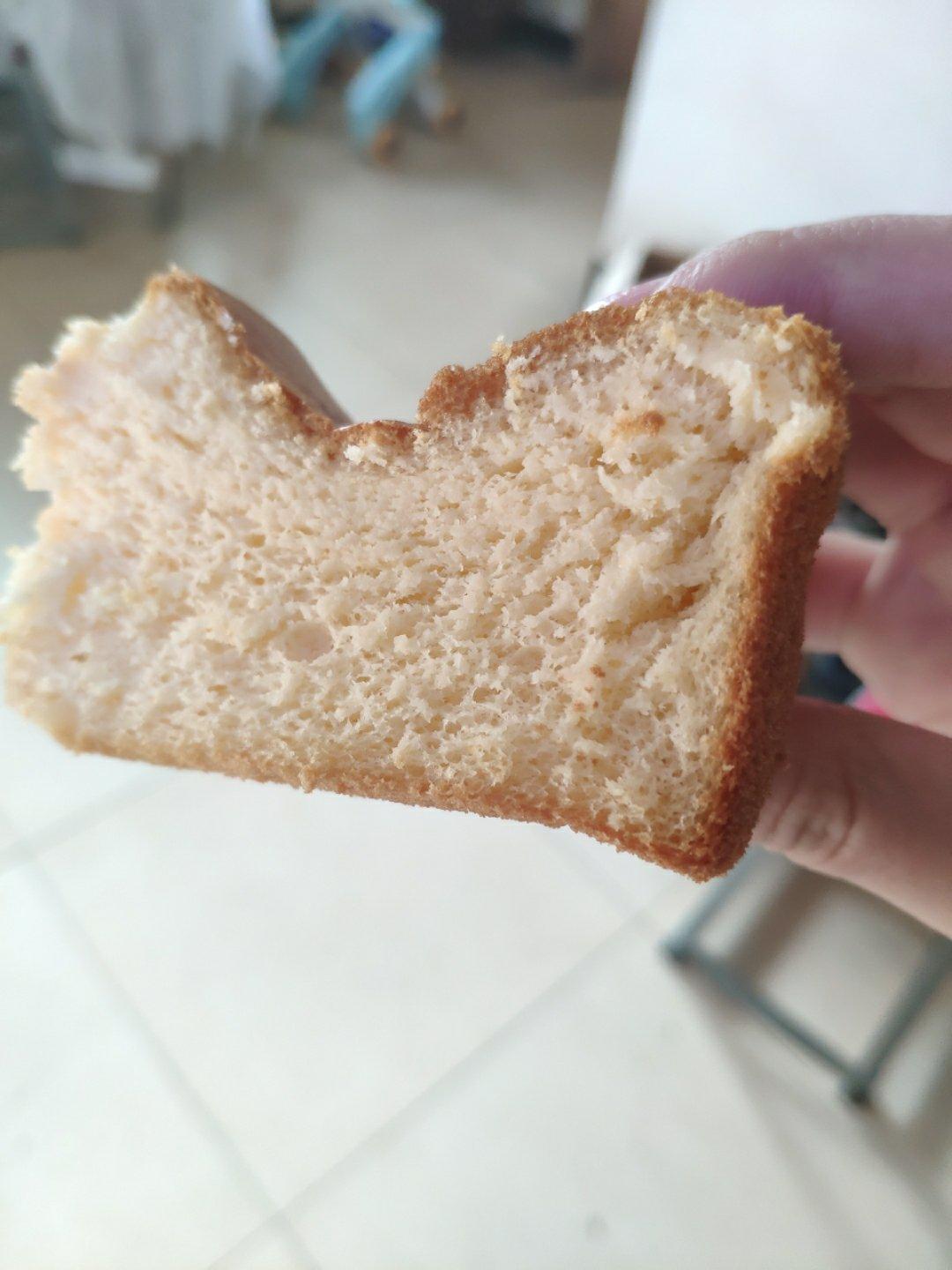 鸭蛋糕（鸭蛋做的蛋糕）