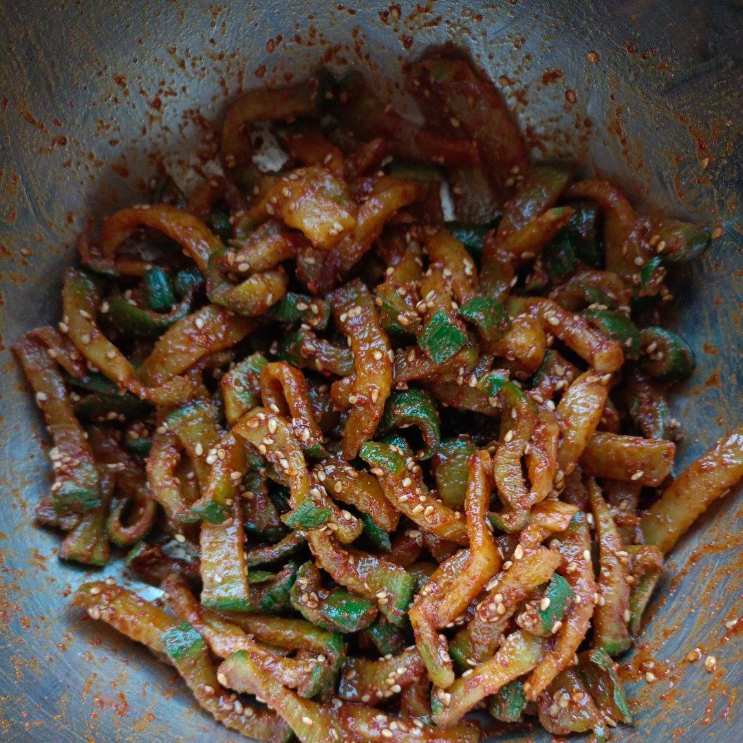 四川风味麻辣萝卜干