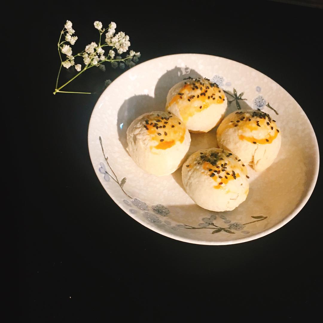 蛋黄酥酥酥（超级奶香黄油版）