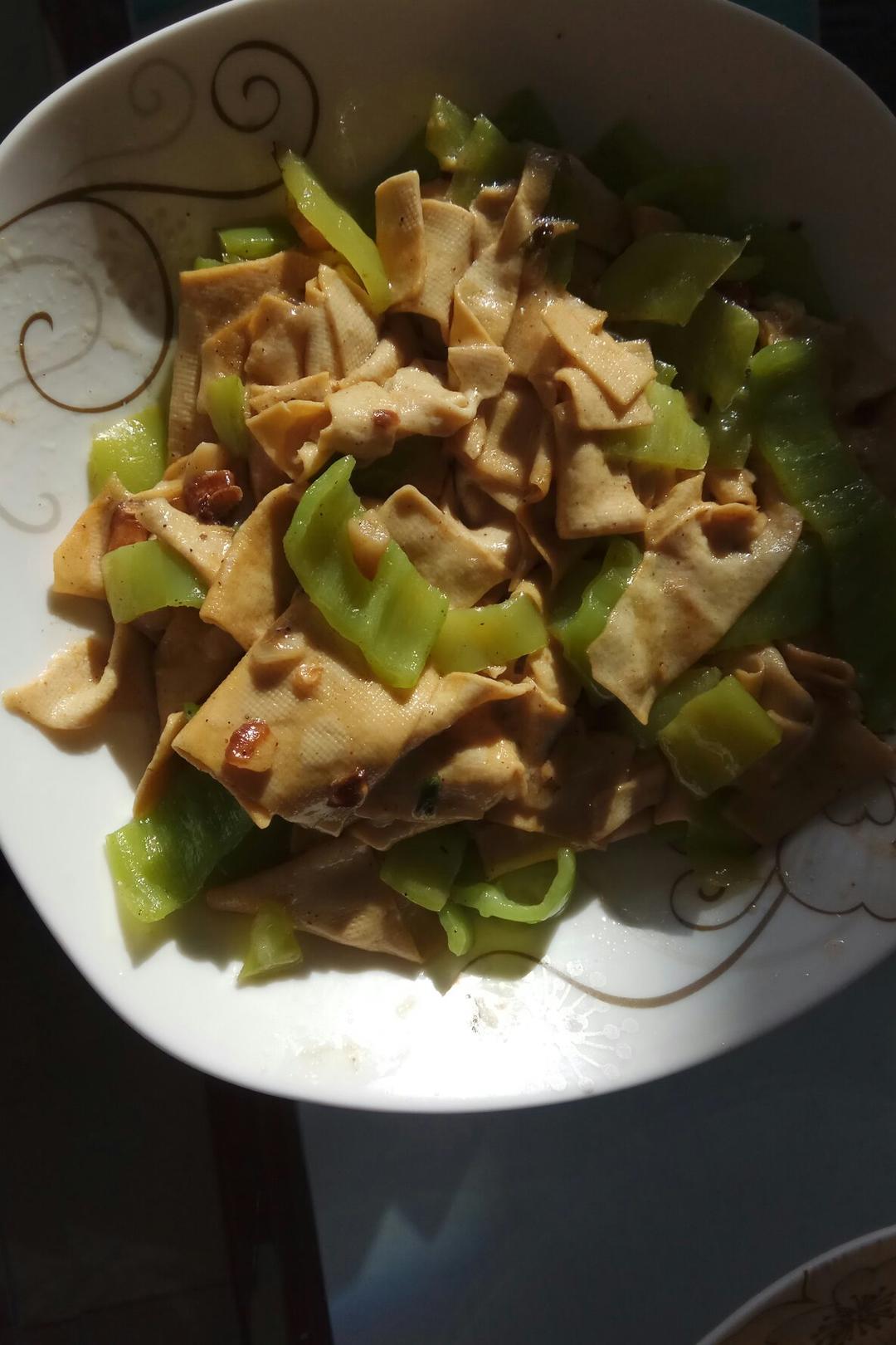 东北尖椒干豆腐