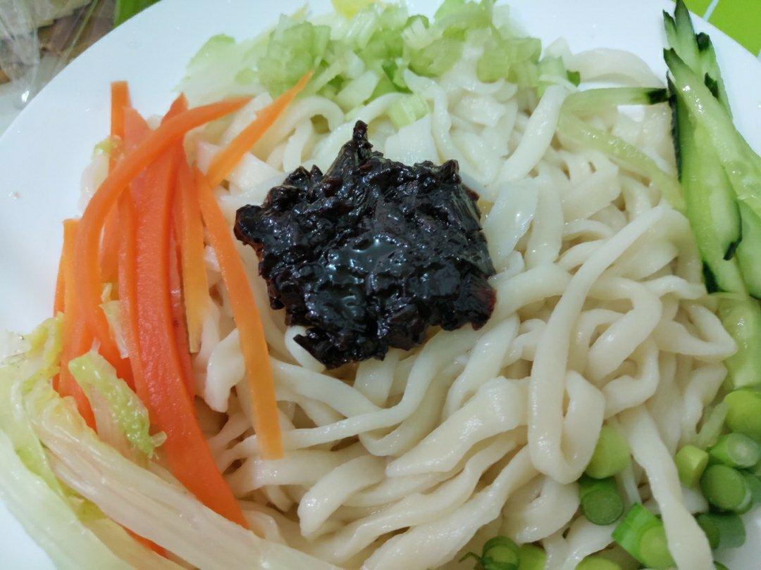老北京炸酱面（附详细做法）
