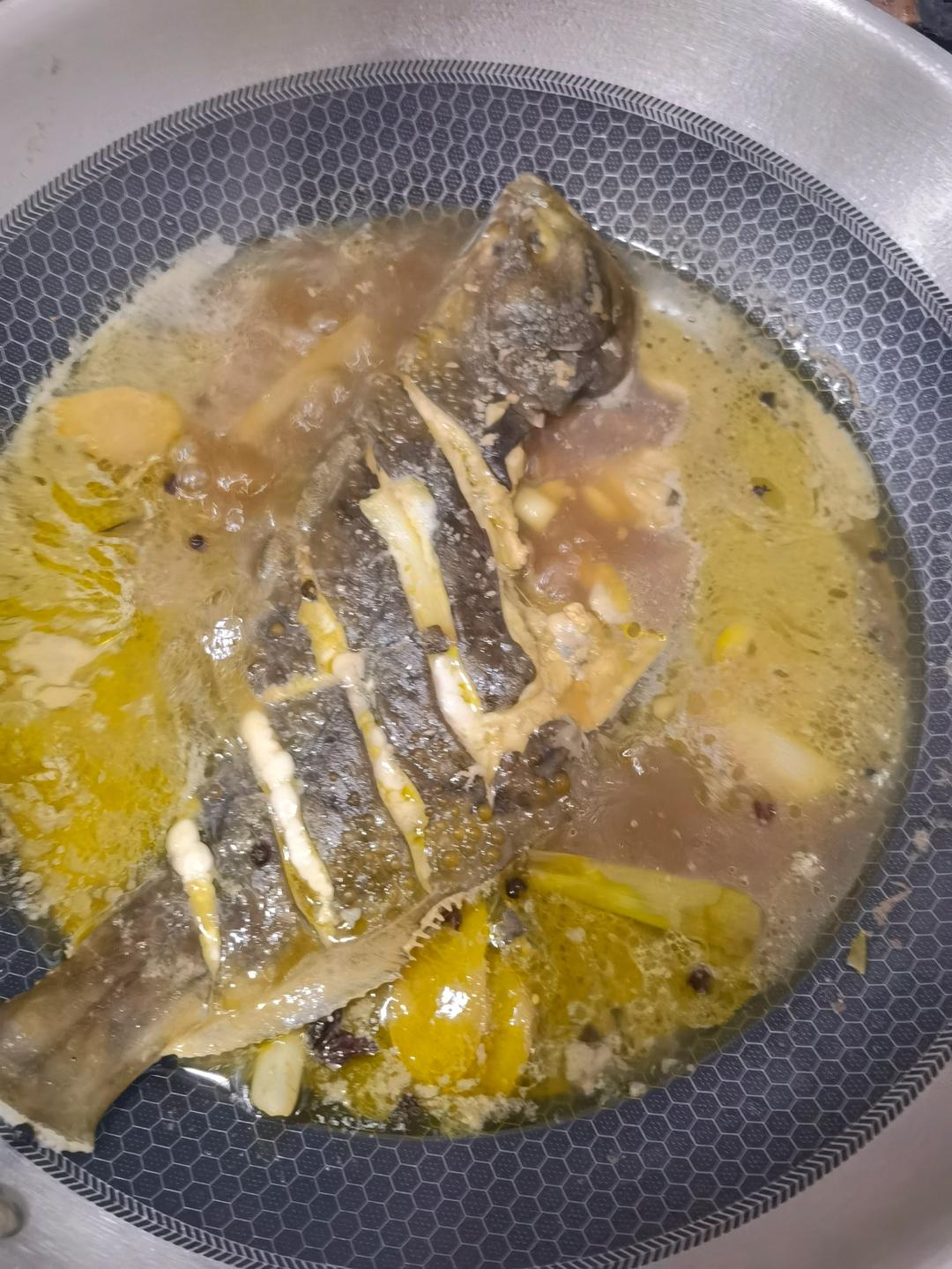 炖比目鱼(偏口鱼)