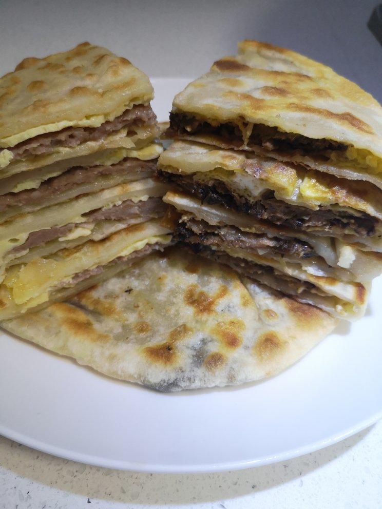 天台小吃—肉麦饼灌蛋