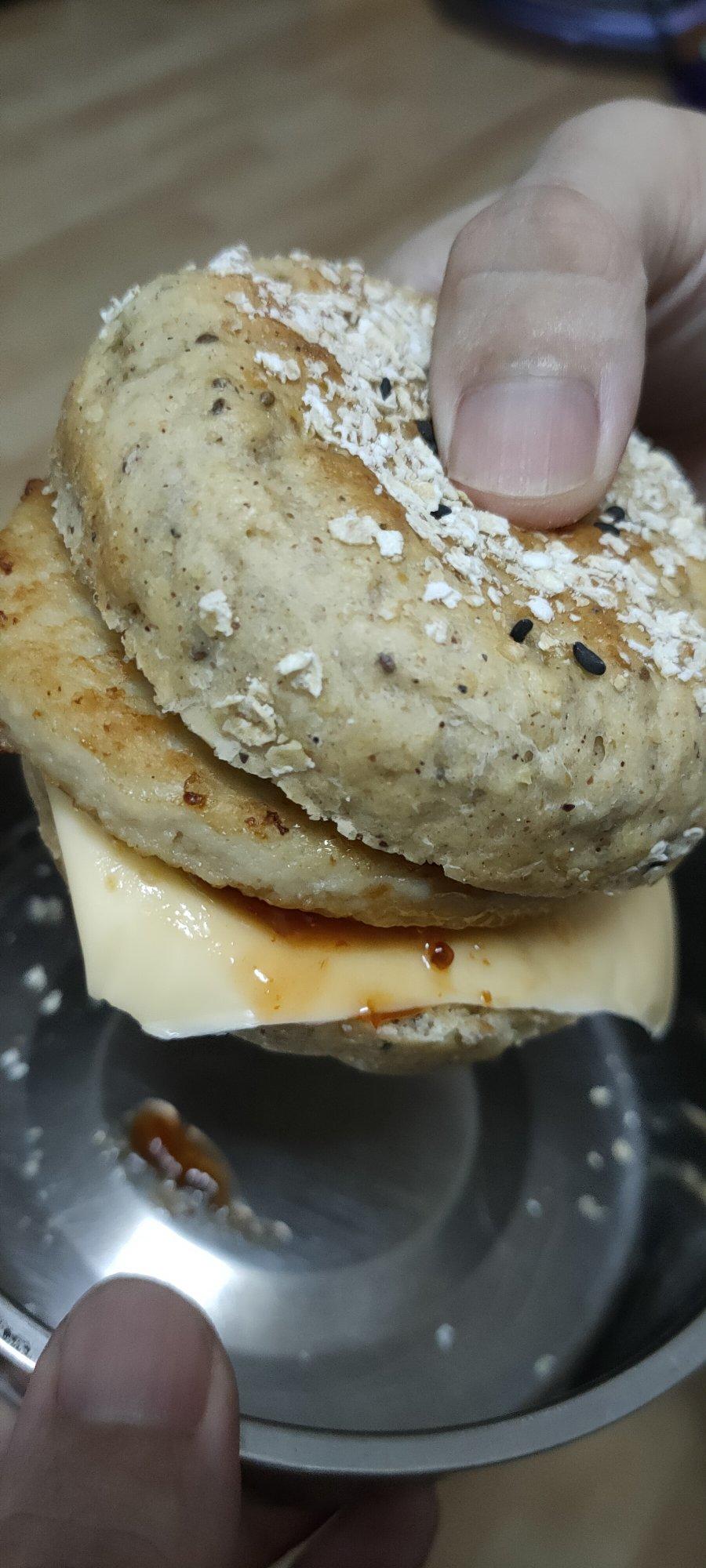 赛百味 蜂蜜燕麦面包（低油少糖又好吃）