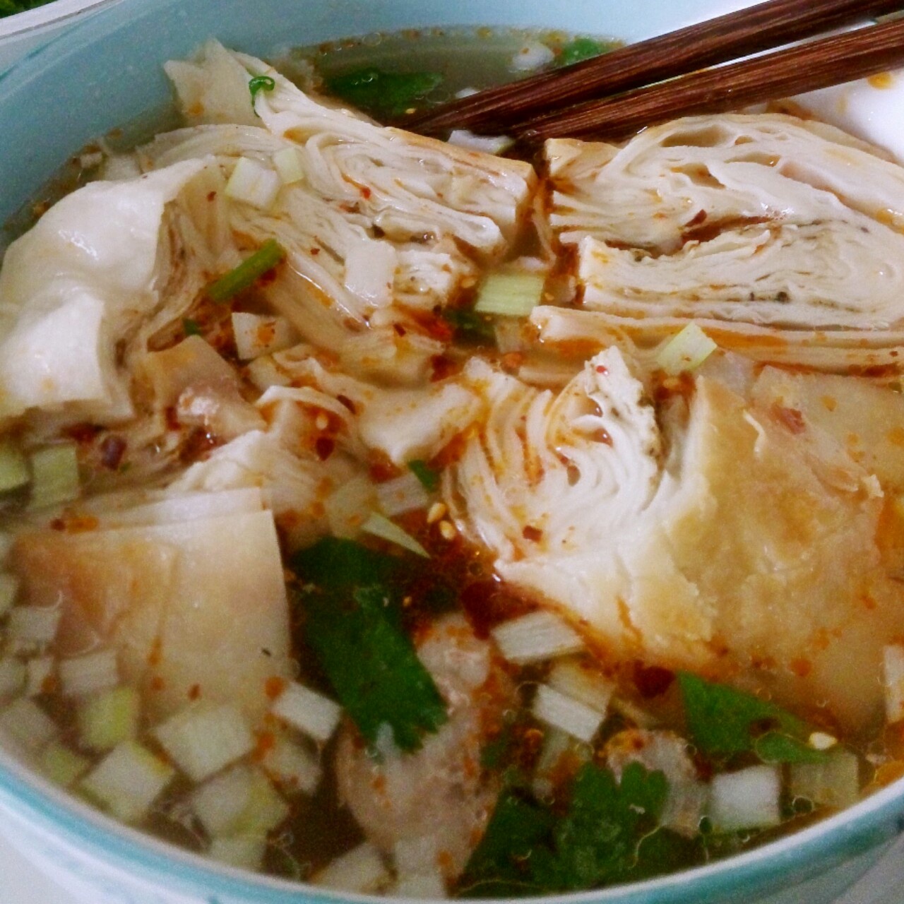 冰点ix3q做的羊汤泡饼